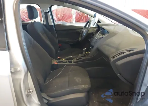 2016 Ford Focus S из США, поврежденный, VIN 1FADP3E23GL306584